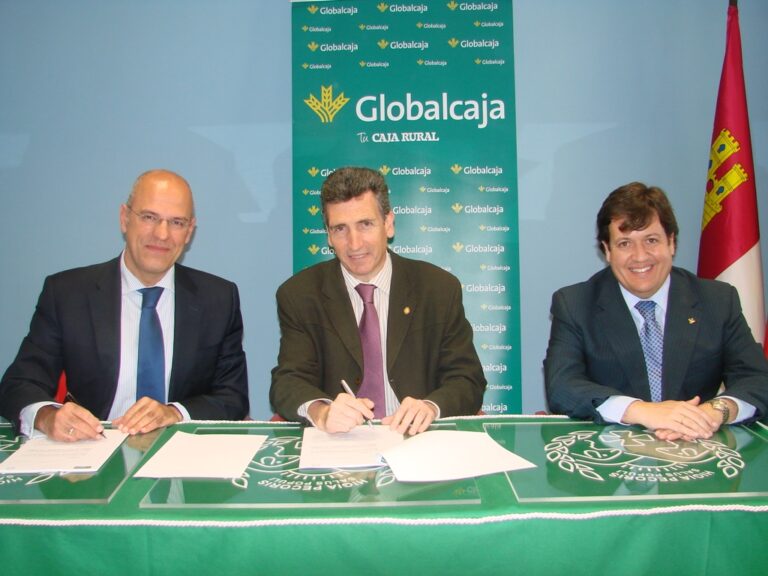 Convenio de Globalcaja con el Colegio de Veterinarios de Ciudad Real