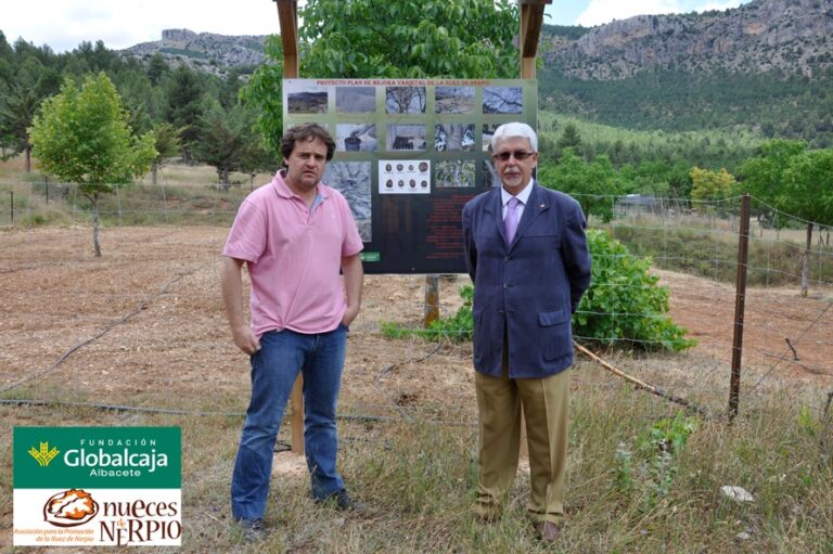Convenio de la Fundación Globalcaja Albacete con la Asociación para la Nuez de Nerpio