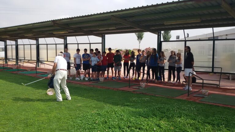 El golf de Tomelloso se abre a los escolares