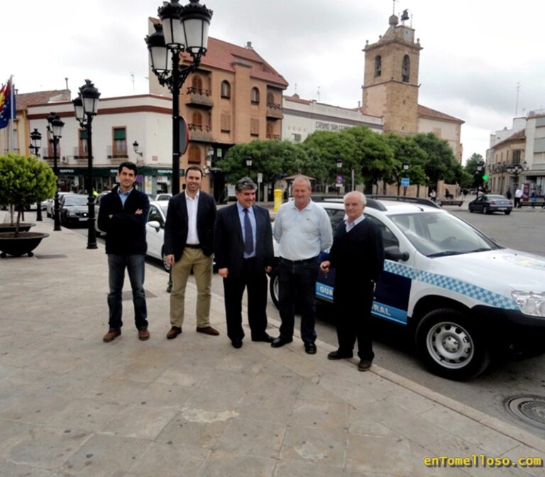 Presentado el nuevo vehículo de la Guardería Rural