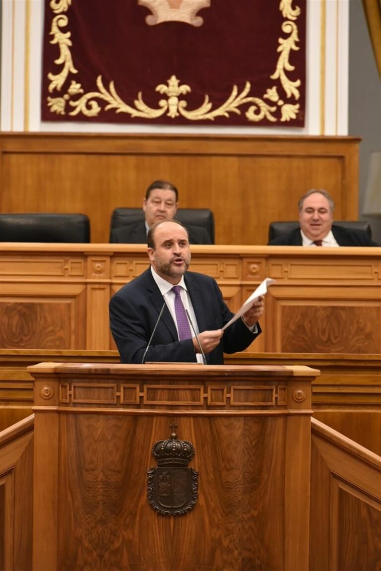 Las Cortes aprueban por unanimidad crear una comisión de estudio para la modificación de la Ley del Gobierno