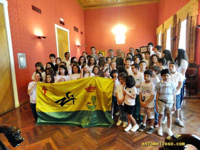 El Ayuntamiento reconoce los éxitos deportivos del Club Natación Tomelloso