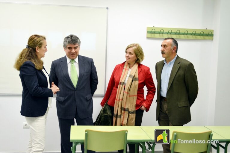 Cotillas: “Nuestra tarea es que en Tomelloso se den las mejores oportunidades para la formación”