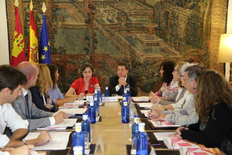 El Instituto de la Mujer da voz al colectivo LGTB e incorpora a su Consejo de Dirección a una mujer transexual