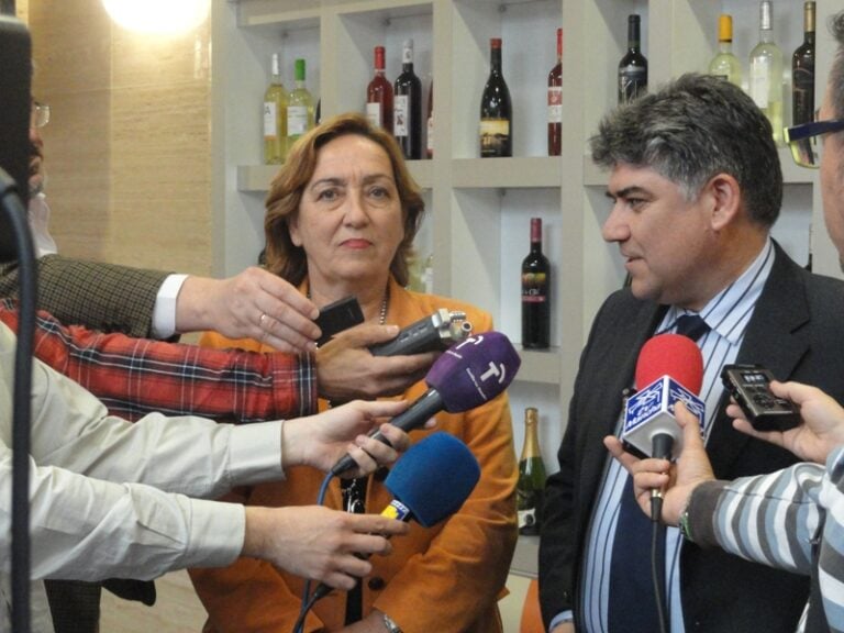 Cotillas: “El IVICAM no solo no va cerrar, sino que va a crecer siendo un referente en investigación, innovación y creación de valor añadido”