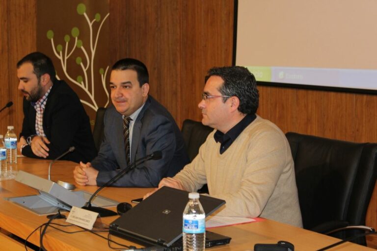 Martínez Arroyo anuncia en Tomelloso que se destinarán 130 millones del PDR para los Grupos de Desarrollo Rural