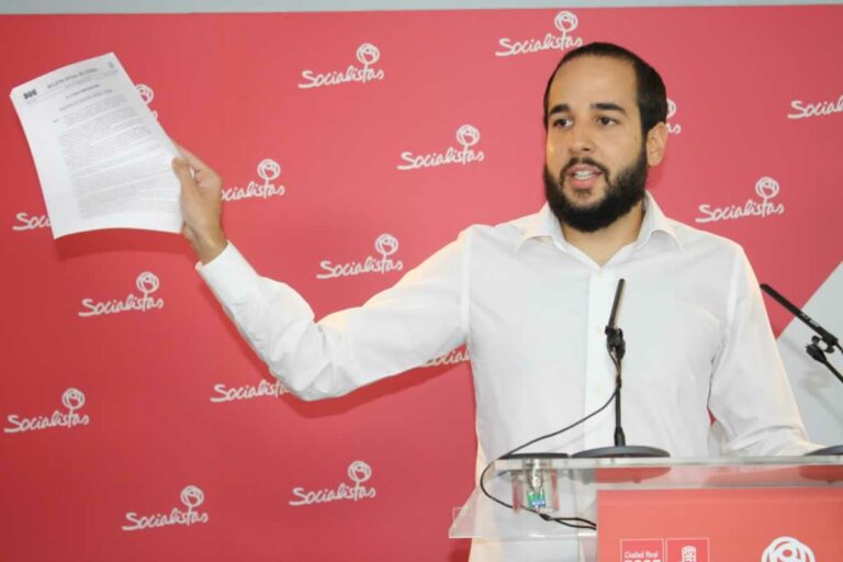 González Caballero emplaza al ministro Soria a “que deje ya de escurrir el bulto y de hacer dejación de sus funciones sobre Elcogas”