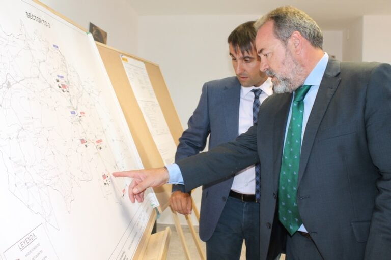 Labrador aconseja a los conductores extremar la prudencia en estos días en los que hay gran número de desplazamientos