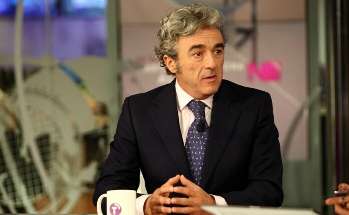 Toledo, 9-09-2013.- El consejero de Presidencia y Administraciones Publicas y Portavoz del Gobierno, Leandro Esteban durante la entrevista en el programa ?Castilla-La Mancha Despietrta? de Castilla-La Mancha Televisión. (Foto: Álvaro Ruiz // JCCM)