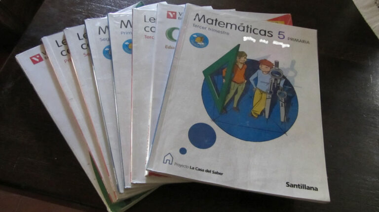 El plazo para solicitar el préstamo de los libros de texto se abre el 3 de marzo