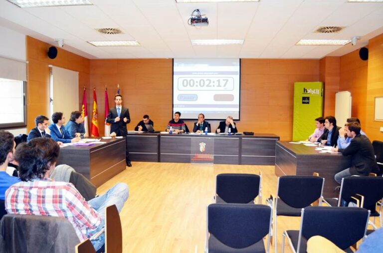 La UCLM abre el plazo de inscripción para participar en la VII Liga de Debate Universitario