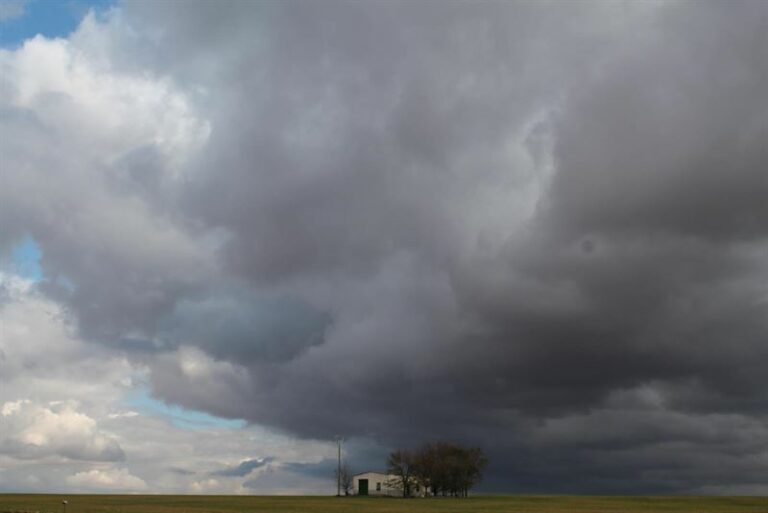 Las lluvias se mantendrán hasta el miércoles y el jueves volverá el sol que se quedará hasta el final de la semana