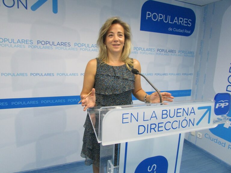 Lola Merino: “Es inadmisible que el Ayuntamiento de Ciudad Real premie el comportamiento de un machista”