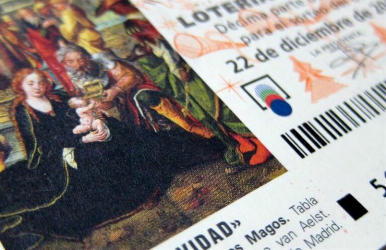 Los castellano-manchegos gastarán 65,7 euros en Lotería de Navidad, tres por encima de la media