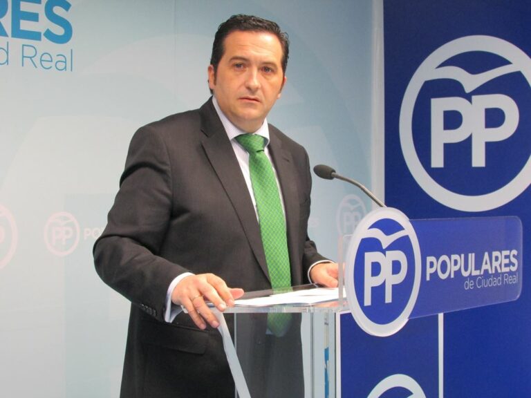 Lucas-Torres: “El Plan de Empleo de Page es una estafa manifiesta a los desempleados de la provincia”