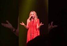 Marta Sánchez le pone letra al himno de España