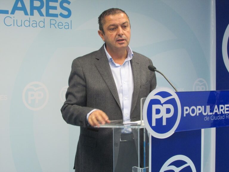 Martín-Toledano asegura que el PSOE y Page “son los mayores enemigos de los ayuntamientos”