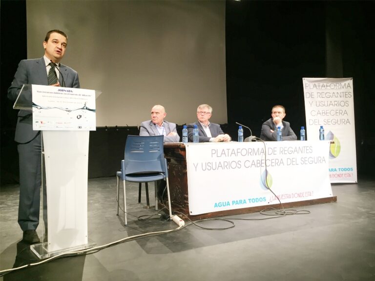 Martínez Arroyo apela al consenso para que el agua “sea utilizada por aquellos que realmente la necesitan”