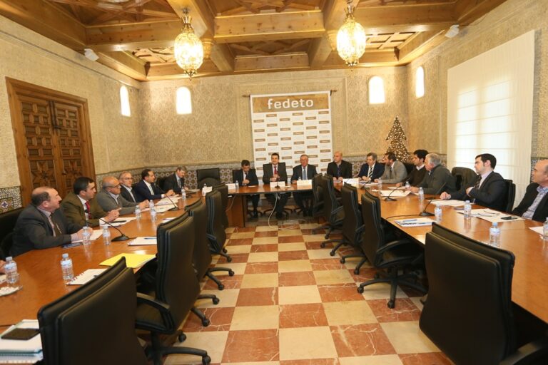 El Gobierno regional paga 42 millones de euros de las ayudas pendientes de Incorporación de Jóvenes y Planes de Mejora de agricultores