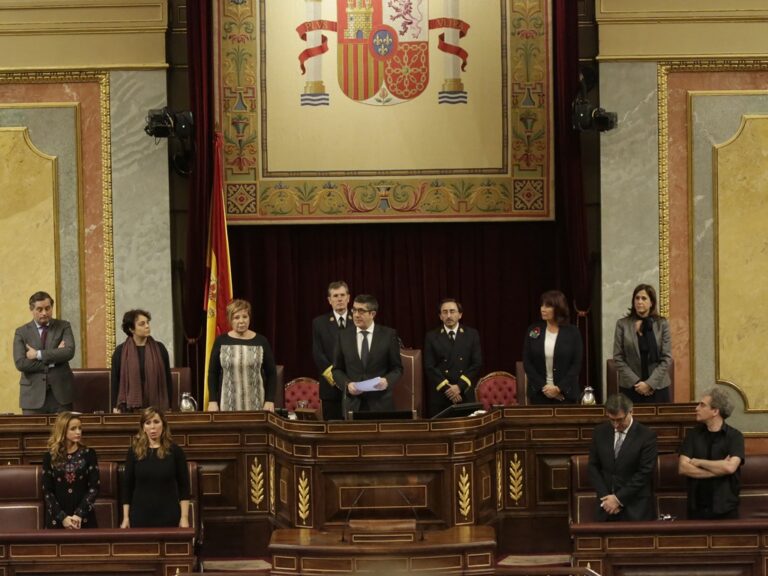 Romero está “muy ilusionada” ante una legislatura “muy importante en la que está en juego el futuro de España y de los españoles”
