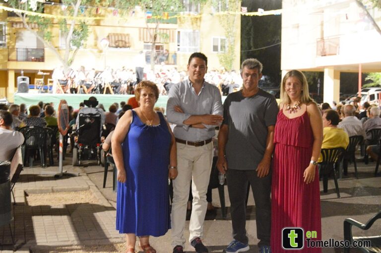 Tras dos años sin ellas, este viernes volvieron las fiestas del Nuevo Tomelloso