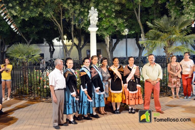 Ofrenda de flores a la Virgen del Carmen de Tomelloso