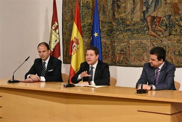 Page acusa a Tejerina y a Cospedal “de jugar con el agua de C-LM”