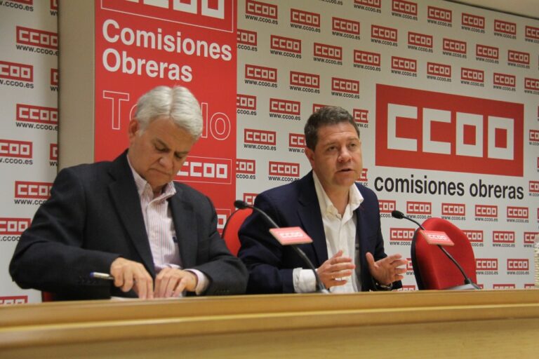Page: ”Confía en cerrar antes de final de año con los interlocutores sociales una agenda para la recuperacón económica y social de la región”