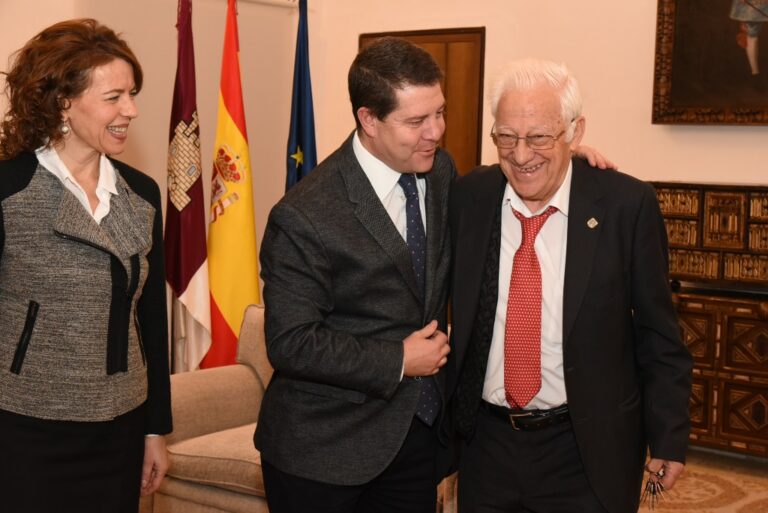 Las ayudas de emergencia social y del Ingreso Mínimo de Solidaridad en C-LM llegarán a 1.500 personas más en 2016