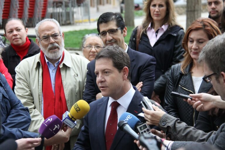 Page señala que Cospedal “trajo a C-LM a Rato como ejemplo”