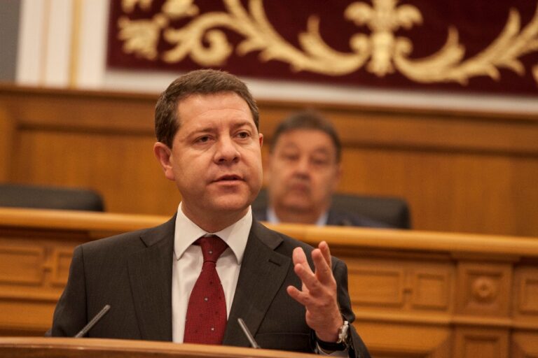 Emiliano García-Page, investido presidente de Castilla-La Mancha