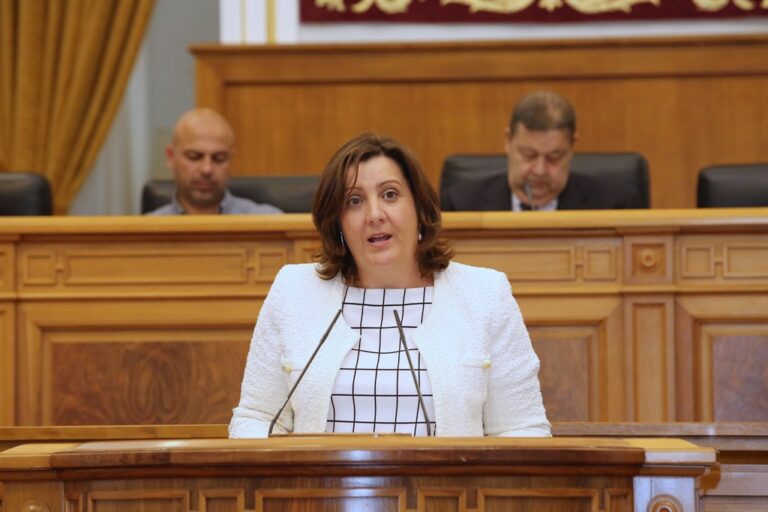 Patricia Franco valora la ágil respuesta al Plan Extraordinario por el Empleo, que ya ha recibido 564 proyectos