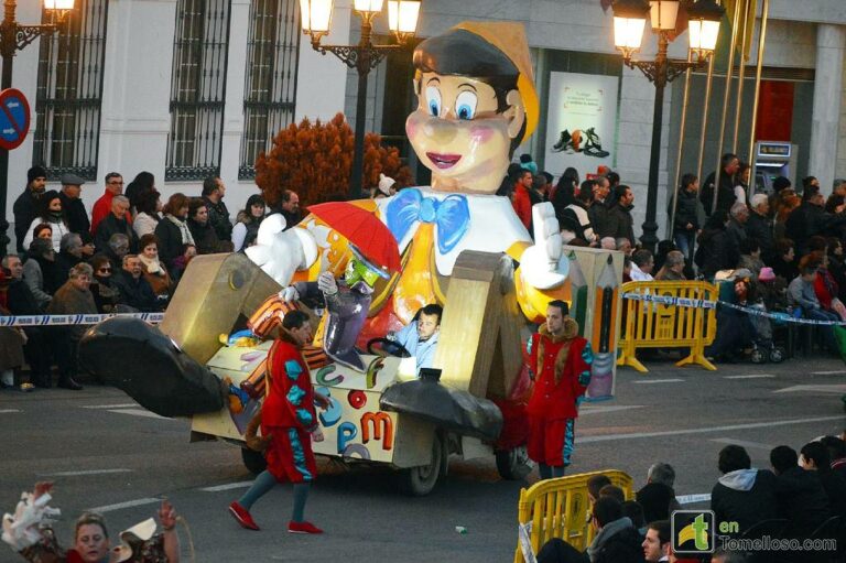 “Harúspices” de Tomelloso Premio Especial de Carrozas en Miguelturra