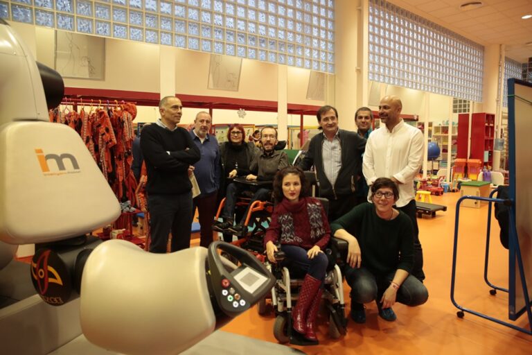 Echenique, Virginia Felipe y Pilar Lima visitan la Fundación Nipace en el Día Internacional de la Diversidad Funcional