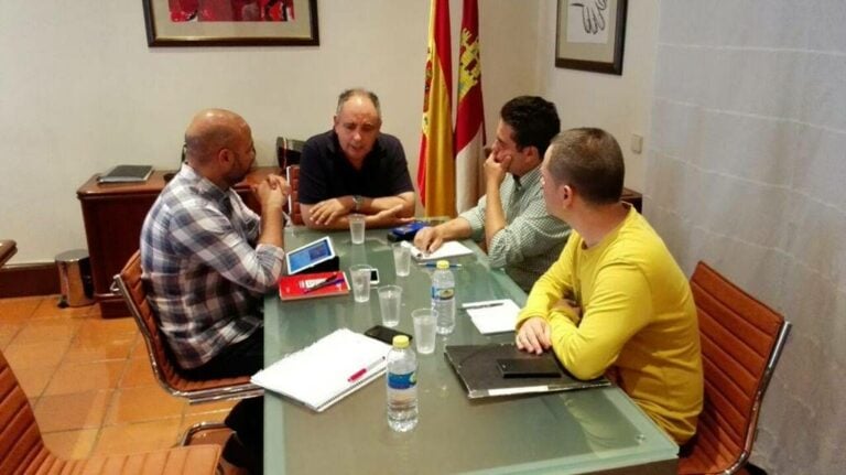 Molina: “En el trasvase Tajo-Segura no solo hay que mirar el rastro del agua, sino también el rastro del dinero que hay detrás”