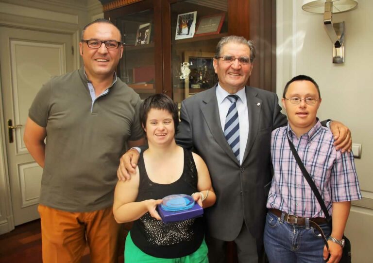 El presidente de Caja Rural Castilla-La Mancha, premiado por Down Toledo