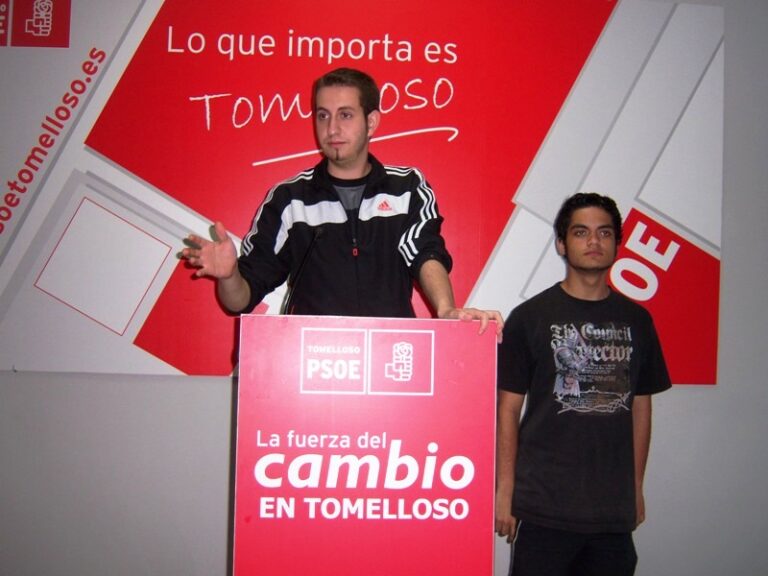Juventudes Socialistas de Tomelloso presenta su nueva APP para teléfonos móviles
