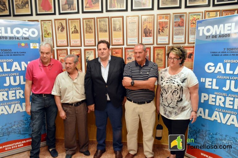 Cartel de figuras para la corrida de Feria de Tomelloso