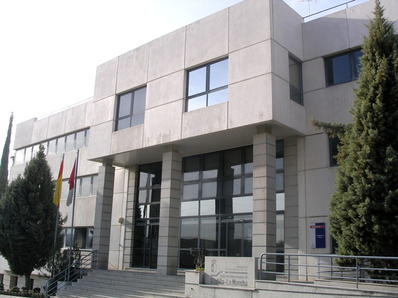 Toledo, 27-12-2007.- Imagen de la fachada principal de la Consejería de Administraciones Públicas. (Foto: JCCM)