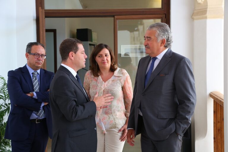 García-Page se reúne con el presidente de Elcogas