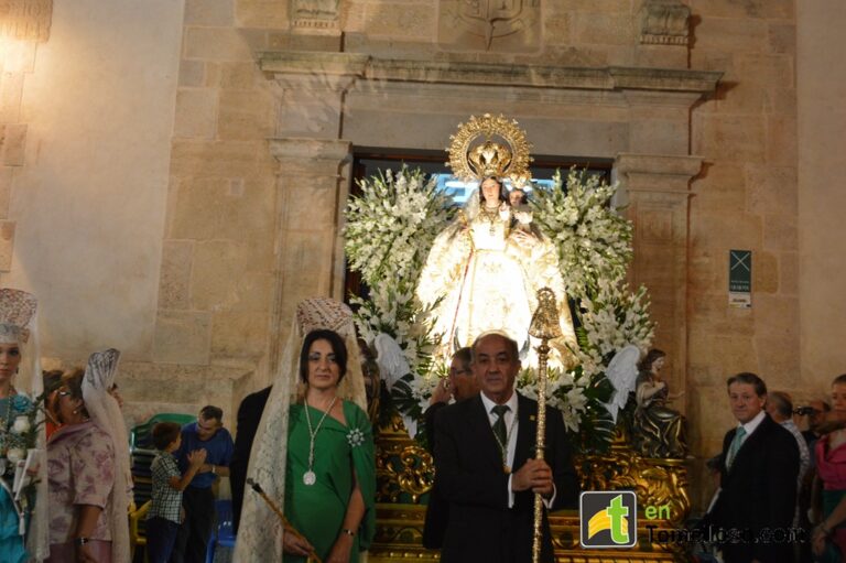 La Virgen de las Viñas recorre Tomelloso en el Día Grande de la Feria 2014