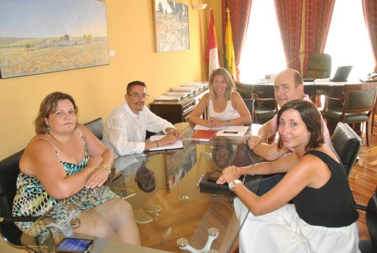 Ayuntamiento de Tomelloso y ACCEM acuerdan ampliar la ejecución del proyecto “Apoyo a Viviendas”