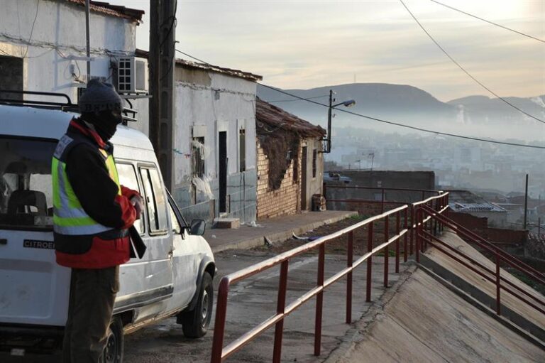 Se entrega a la Policía un hombre que permanecía atrincherado con un arma en Puertollano