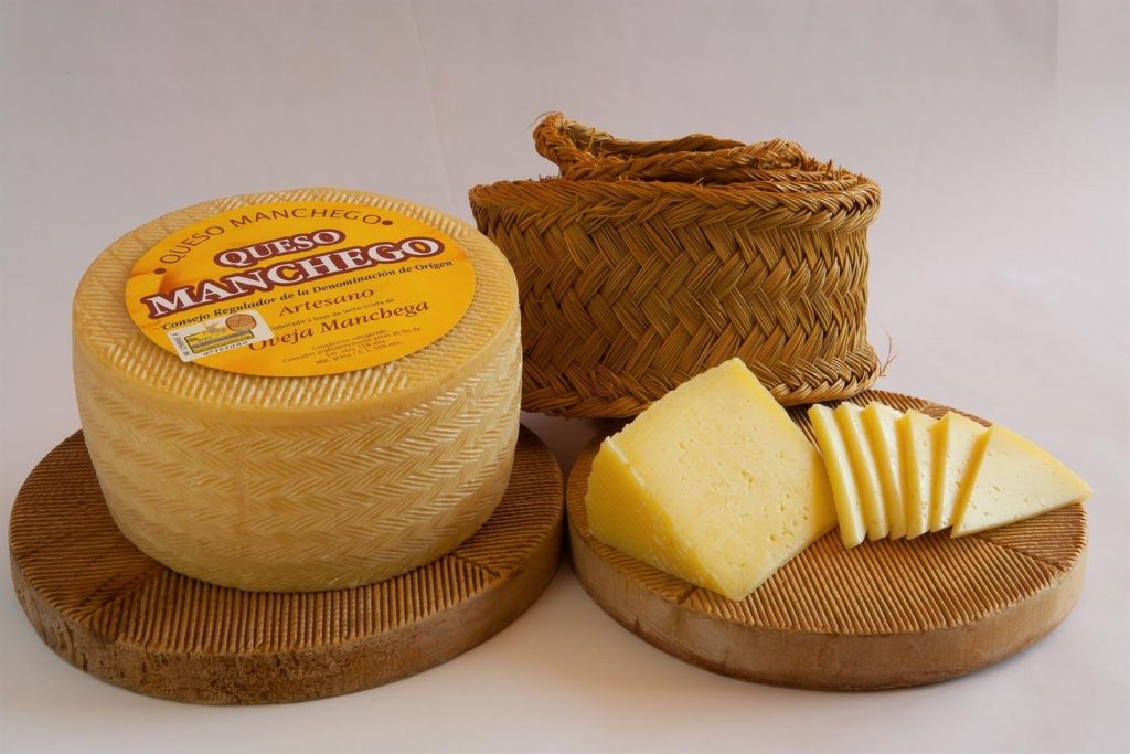 Las ventas de queso manchego al Reino Unido se dispararon en 2016 un 25,9%