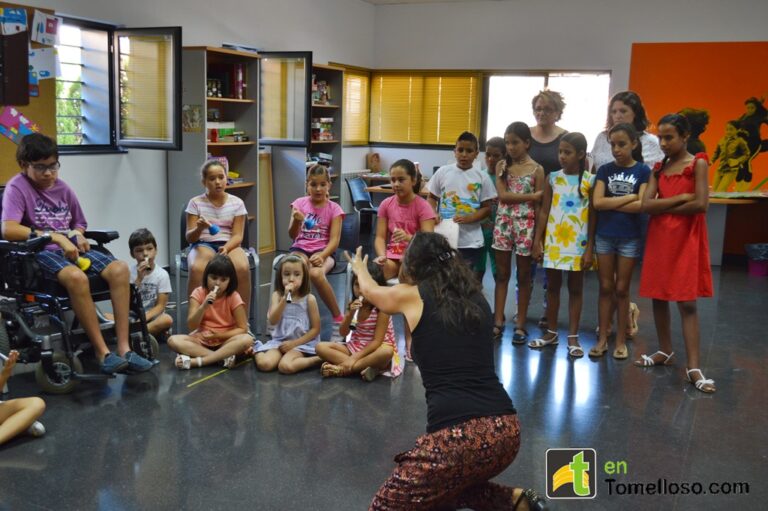 El Ayuntamiento de Tomelloso da la bienvenida a los niños del programa “Vacaciones en Paz”