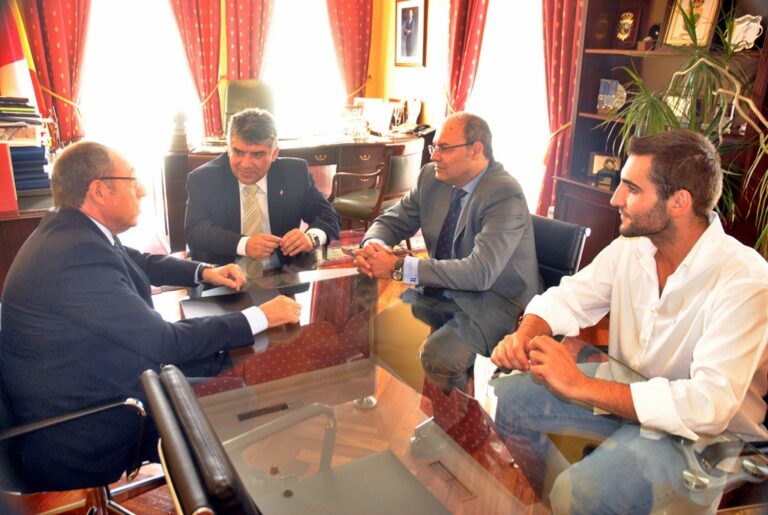 El alcalde de Tomelloso mantiene una reunión de trabajo con el presidente de la Cámara de Comercio