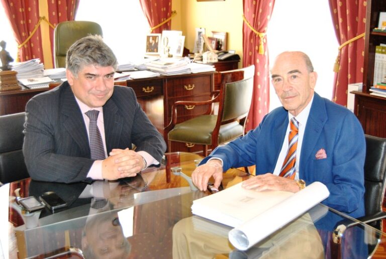 Cotillas y Torres celebran una reunión de trabajo en el Ayuntamiento