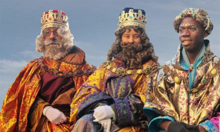 Los Reyes Magos llegan este martes a C-LM cargados de caramelos y acompañados animales y personajes de dibujos