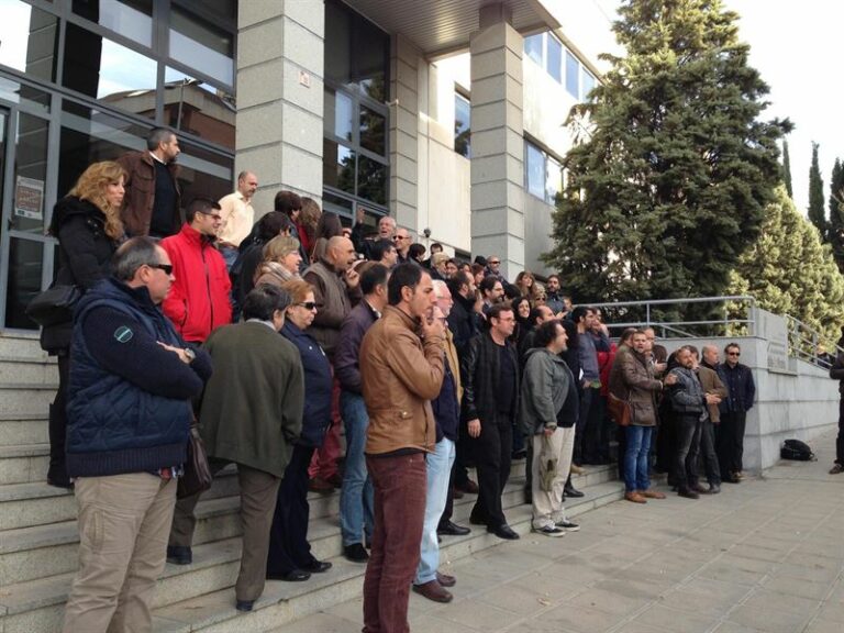 Los sindicatos advierten a la Junta de un diciembre “calentito” si no hay acuerdo
