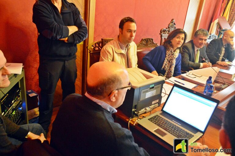 El equipo de gobierno de Tomelloso anuncia una solución provisional para las aulas del Félix Grande
